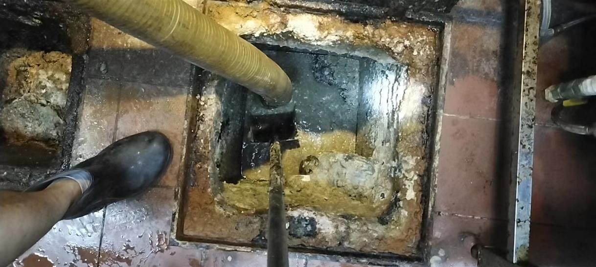 城区污水池清理一般都有毒气，怎么预防中毒呢？